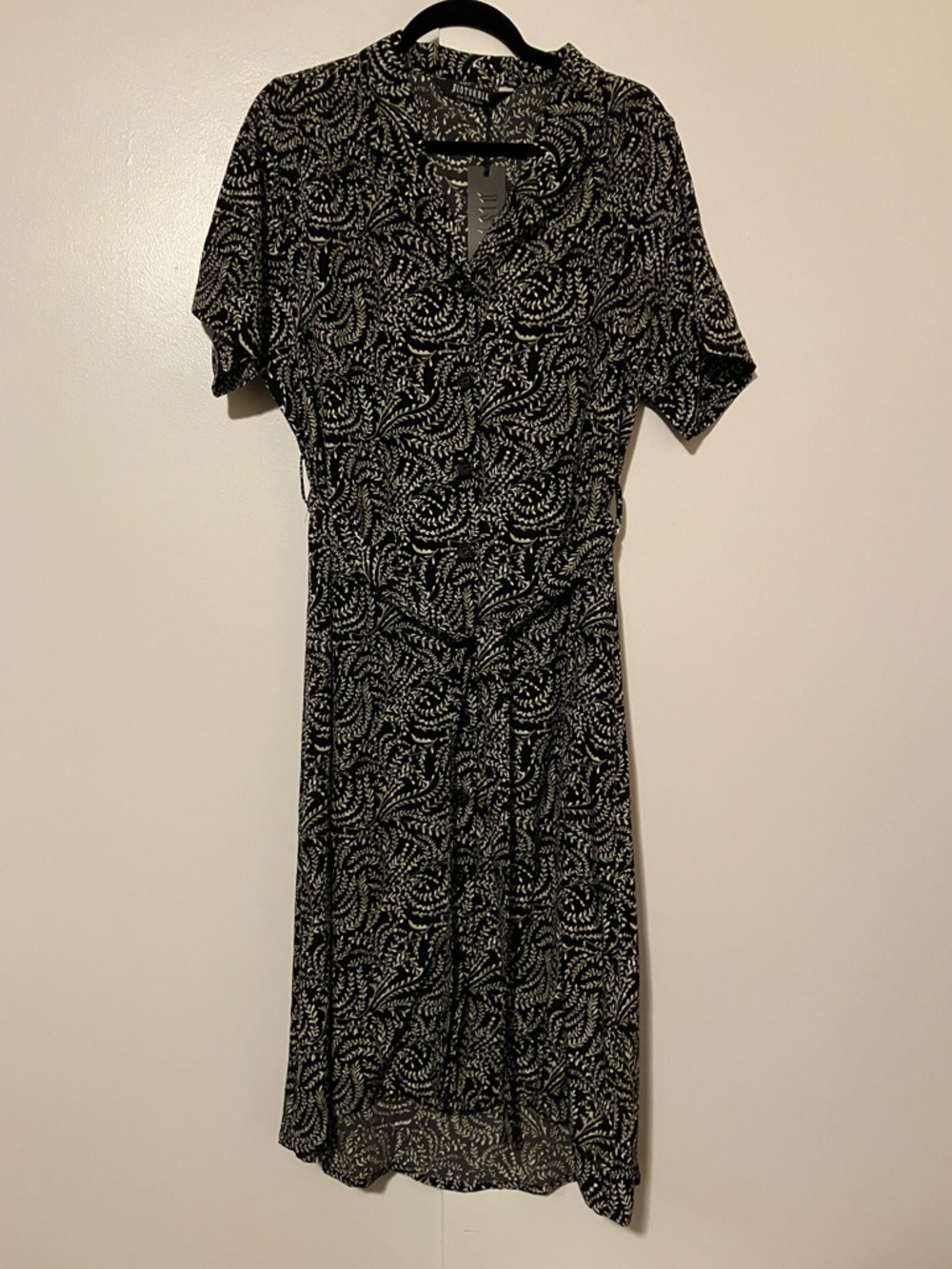 NWT Tendril Midi Shirt dress